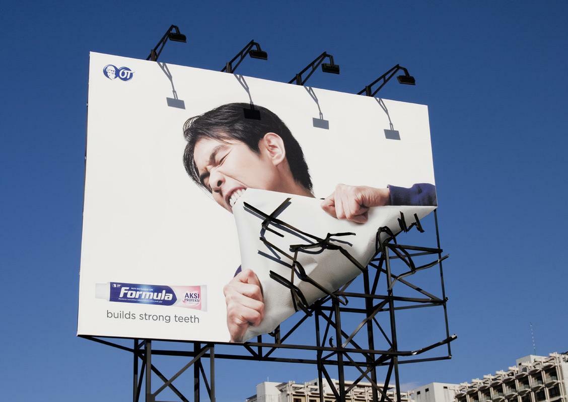 Billboard advertisement 